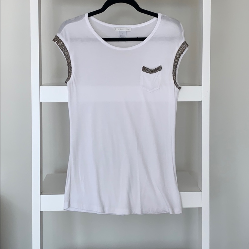 Cap sleeve beaded white tee